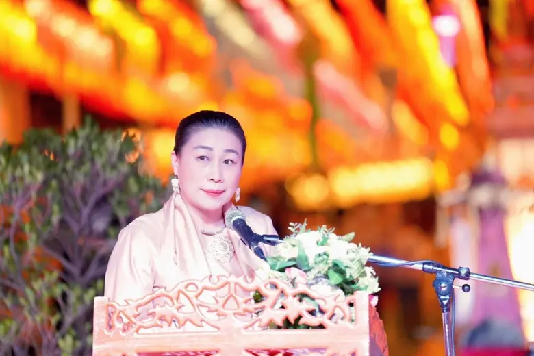 วธ.ร่วมงานประเพณียี่เป็งภาคเหนือยิ่งใหญ่ ยกระดับ "งานโคมแสนดวง" เมืองลำพูน ให้เป็นที่รู้จักระดับนานาชาติ