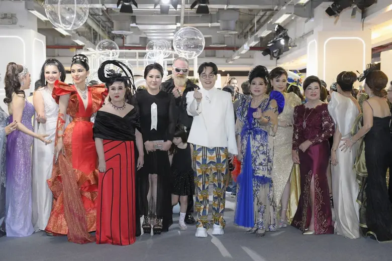 อลังการ "บิวตี้ เจมส์" โชว์เครื่องประดับมูลค่านับ 1,000 ล้านบาท พาเดินทางสู่จักรวาล "THE DISCOVERY OF BEAUTY GEMS UNIVERSE" ทอแสงประกายด้วยความงามจากอัญมณี