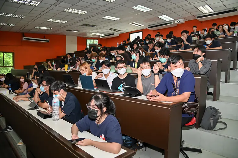 JTS Talk @KMITL การแลกเปลี่ยนความรู้ของธุรกิจ Bitcoin Mining กับการใช้พลังงานแสงอาทิตย์เพื่อความยั่งยืน