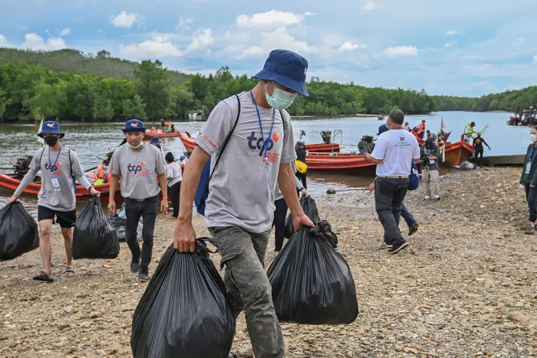TCP Spirit ปลุกพลังห่วงใยสิ่งแวดล้อม ชูแนวคิดเศรษฐกิจหมุนเวียน ขับเคลื่อนสู่ความยั่งยืน ชวนอาสาผนึกชุมชน เรียนรู้จัดการขยะ เก็บกลับ เพื่อสร้างประโยชน์ใหม่