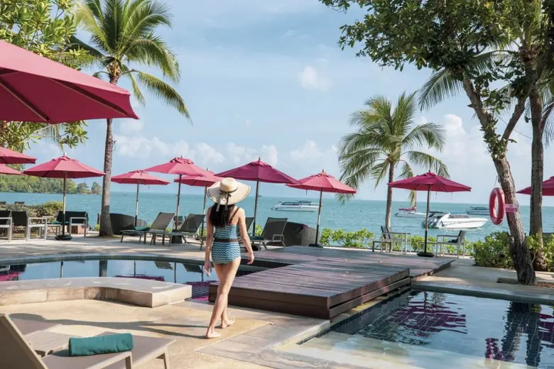 พบกับห้องพักติดทะเล วิวสวย สามารถเดินเล่น...