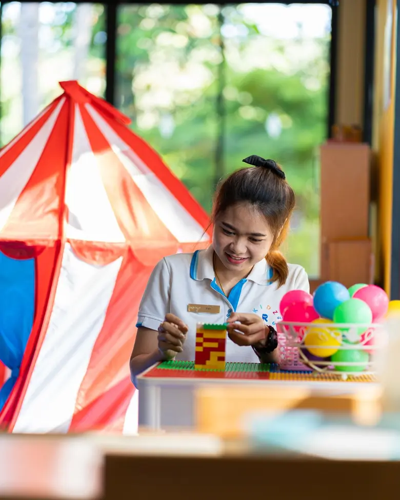 โปรโมชัน "Family Getaway" ที่ดุสิตธานี กระบี่ บีช รีสอร์ท