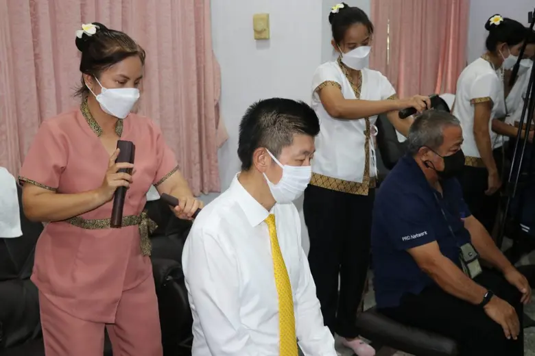 รมว.สุชาติ สั่งติวเข้ม หมอนวดไทย เตรียมรับสื่อมวลชน เอเปค