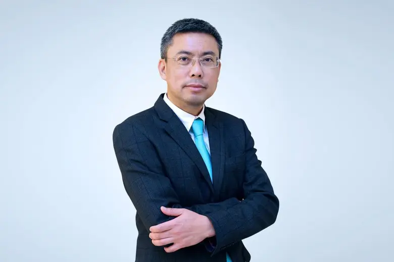 นายมนรัฐ ผดุงสิทธิ์ กรรมการผู้อำนวยการ บร...