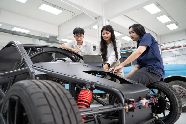 มหาวิทยาลัยเทคโนโลยีมหานคร (MUT) แสดงให้เ...