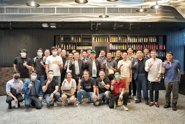 นายตัน ภาสกรนที กรรมการผู้อำนวยการ บริษัท...