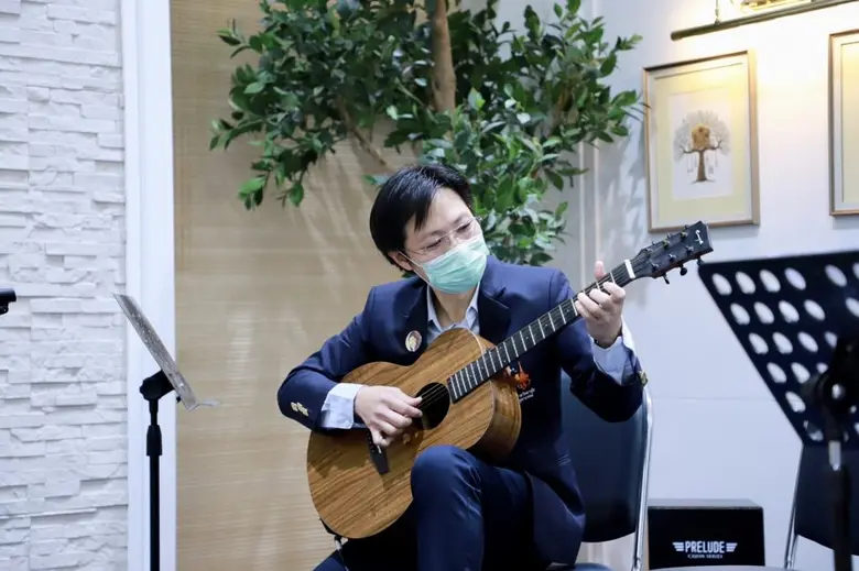 วิทยาลัยแพทยศาสตร์ศรีสวางควัฒน ราชวิทยาลั...