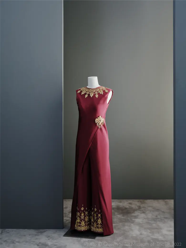 พิพิธภัณฑ์ผ้าฯ จัดแสดงนิทรรศการ "สิริราชพัสตราบรมราชินีนาถ"