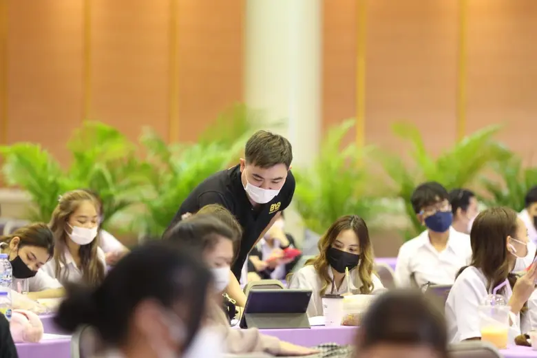 ปัจจุบันเทคโนโลยีทางการเงินและการลงทุนในโ...