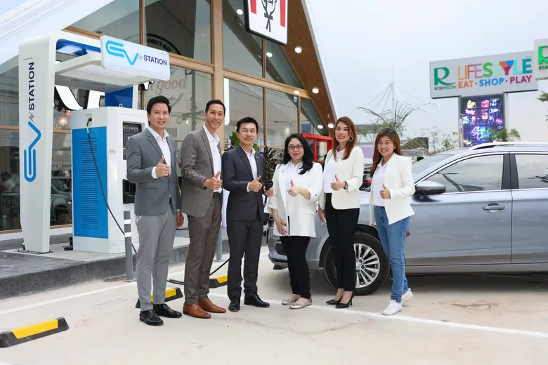 นายทรงพล เทพนำโสมนัสส์ รองประธานเจ้าหน้าท...