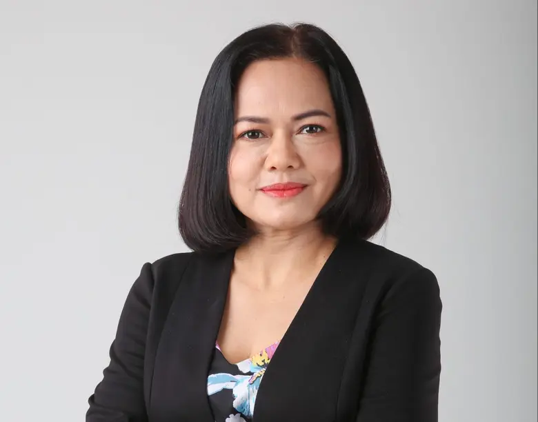 คุณเสาวณีย์ ขาวอุบล รองประธานเจ้าหน้าที่บ...