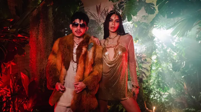 "PRADAA" หรือ "ธันย์สิตา ดิลกอนันต์สกุล" ...