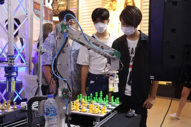 ฟีโบ้-มจธ. เดินหน้า ส่งเสริมการเรียนรู้และสร้างกำลังคนด้าน"AI /Robotics" ป้อนตลาดแรงงาน