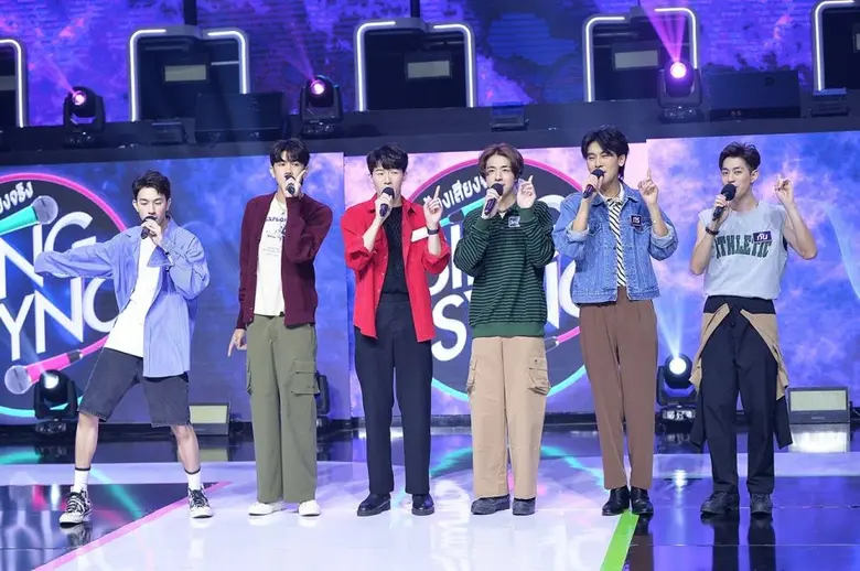 6 หนุ่มสุดคิ้วท์ PROXIE แจกความสดใส แบ่งทีมพร้อมจับให้ได้ใครเป็น "นักร้องเสียงจริง!"