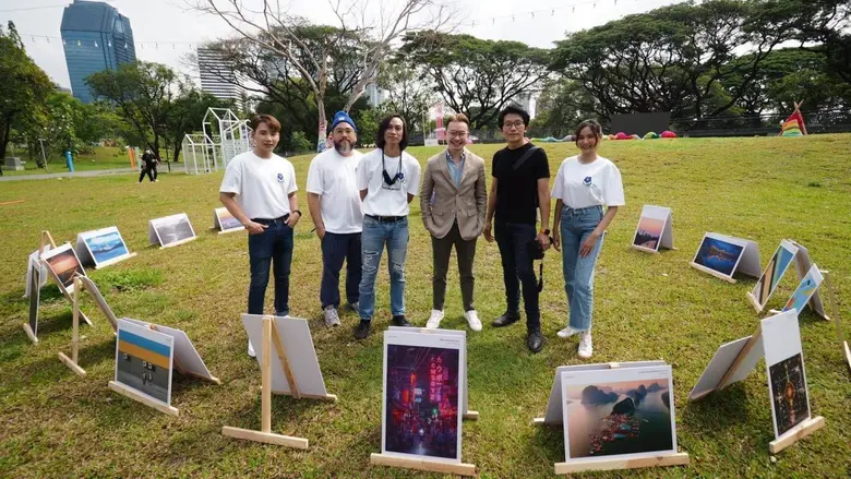 คุณพงศ์อนันต์ สุขเกษม (ที่ 3 จากขวา) ประธ...