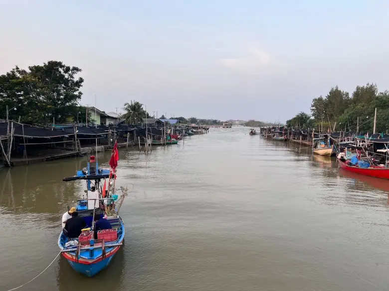 ชาวประมงมีเฮ !!! "เฉลิมชัย" ห่วงใยชาวประมง เร่งดีเดย์สินเชื่อเสริมสภาพคล่อง 5 พันล้าน เปิดยื่นกู้ 15 ธันวาคมนี้