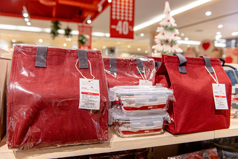 ป้ายยาไอเทมเด็ด! แคมเปญ "CENTRAL VERY VERY MIDNIGHT SALE" ปรากฏการณ์ช้อปปิ้งแห่งชาติ ชวนขาช้อปมาสร้างตำนานร่วม #ช้อปกันโดยมิได้นัดหมาย โปรโมชั่นปัง! จนปลงไม่ลง ลดหนักสูงสุด 70%