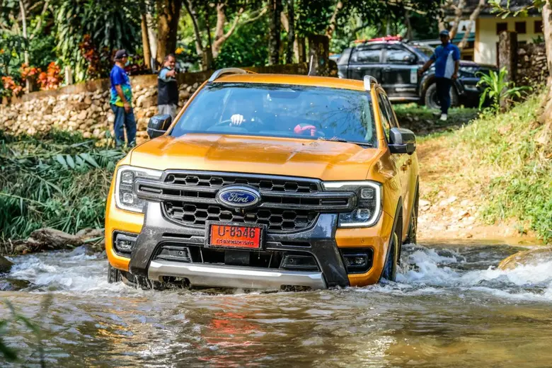 ฟอร์ด ประเทศไทย ร่วมกับกลุ่มลูกค้าเจ้าของ...