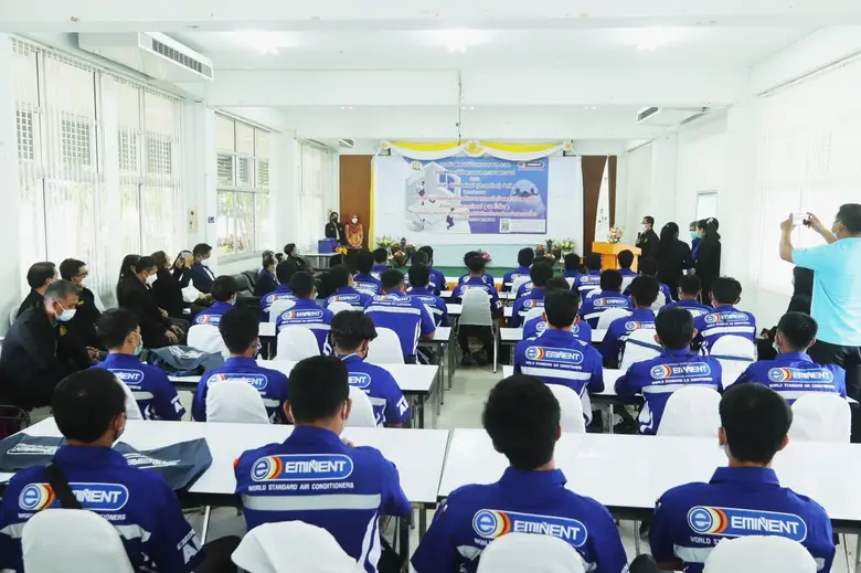 อีมิแน้นท์แอร์ ลงพื้นที่ให้ความรู้ช่างแอร์ จ.ยะลา
