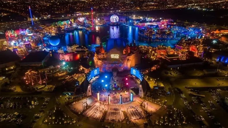 ยูนิลูมิน ปลื้มกระแสตอบรับโครงการ บูเลอวาร์ด เวิลด์ เมตาไซต์ พร้อมเผยแพร่เอกลักษณ์จีนเฉิดฉายในซาอุดีอาระเบีย