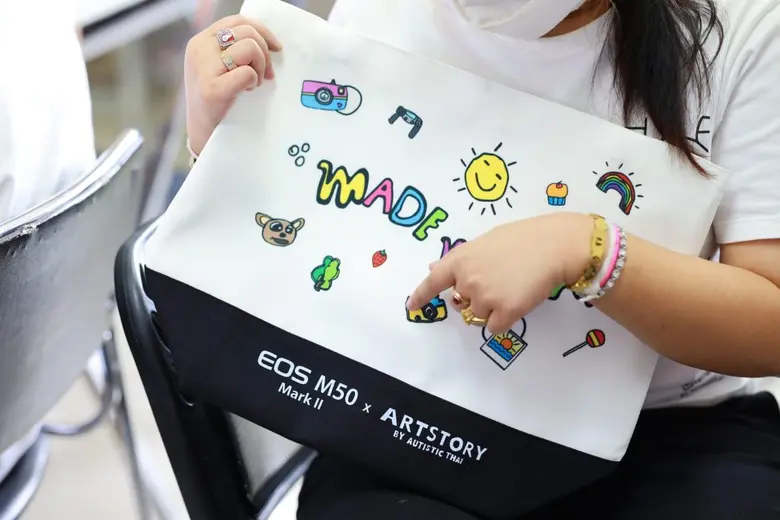 "แคนนอน" ร่วมกับ "ArtStory โดยมูลนิธิออทิ...