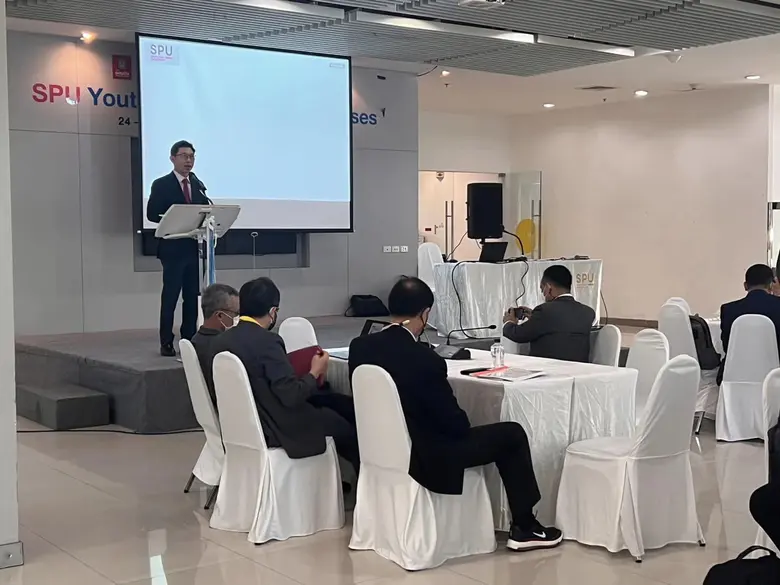 ม.ศรีปทุม จัดอบรม "Learning Outcomes: Executive training" เพื่อการพัฒนาหลักสูตรระดับบัณฑิตศึกษามุ่งสู่มาตรฐานสากล