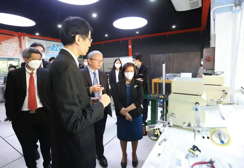 เดลต้า จับมือ บีโอไอ และมจพ. เปิดตัวห้องปฏิบัติการวิศวกรรมอิเล็กทรอนิกส์กำลังไฟฟ้าแห่งแรก เพื่อการเรียนรู้ วิจัยและพัฒนาแก่นักศึกษา ในประเทศไทย