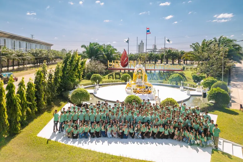 18 ธันวา...ฤกษ์ดีต้อนรับปีใหม่ 2566 UBE Group พร้อมก้าวสู่ปีที่ 18  มุ่งธุรกิจแบบ UBEYOND SD>>>ESG นำธุรกิจก้าวกระโดด บนฐานความยั่งยืน