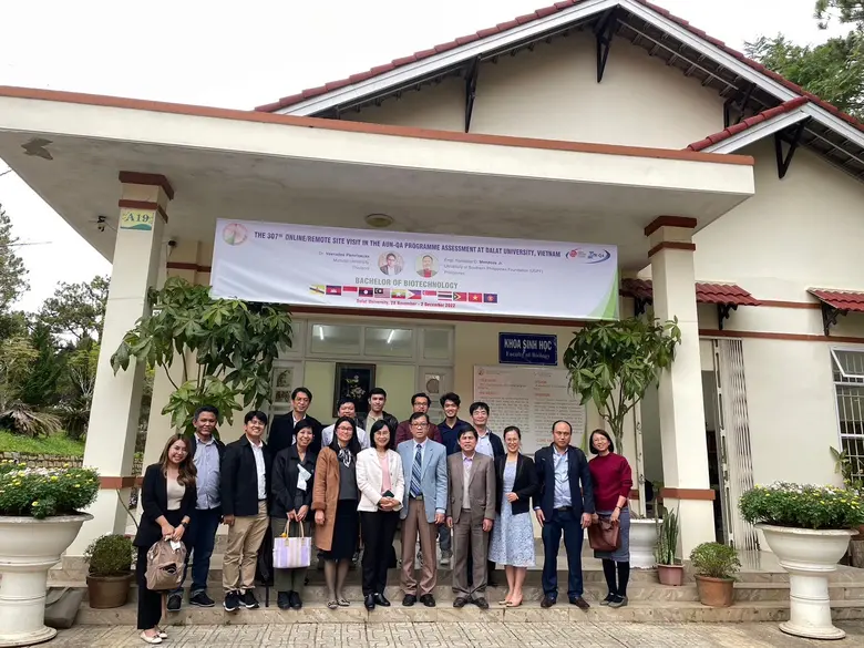 ศ.(วิจัย) ดร.ชุติมา เอี่ยมโชติชวลิต ผู้ว่...