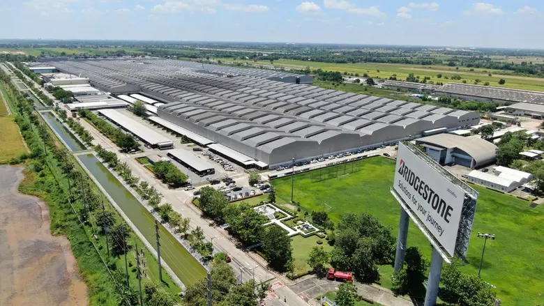 บริดจสโตนเดินหน้าลงทุนต่อเนื่องเพื่อบรรลุเป้าหมายความเป็นกลางทางคาร์บอนกับโครงการติดตั้งระบบผลิตไฟฟ้าพลังงานแสงอาทิตย์บนหลังคาที่โรงงานในประเทศไทย