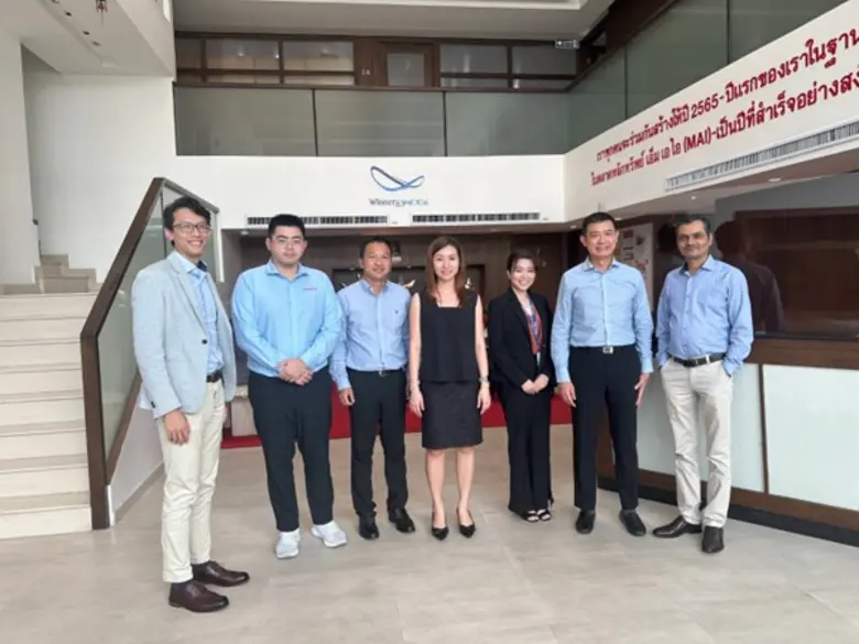 นายนันทิยะ ดารกานนท์ ( ที่ 2จากขวา ) ประธ...