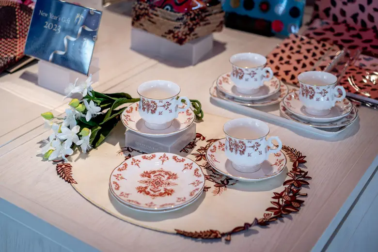 พิพิธภัณฑ์ผ้าฯ ชวนช้อป ๑๔ เซตของขวัญปีใหม่สุดล้ำค่าในราคาพิเศษ พร้อมชวนชม ๒ นิทรรศการสำคัญของไทย และพื้นที่แห่งการเรียนรู้ ปัก: ถัก: ทอ