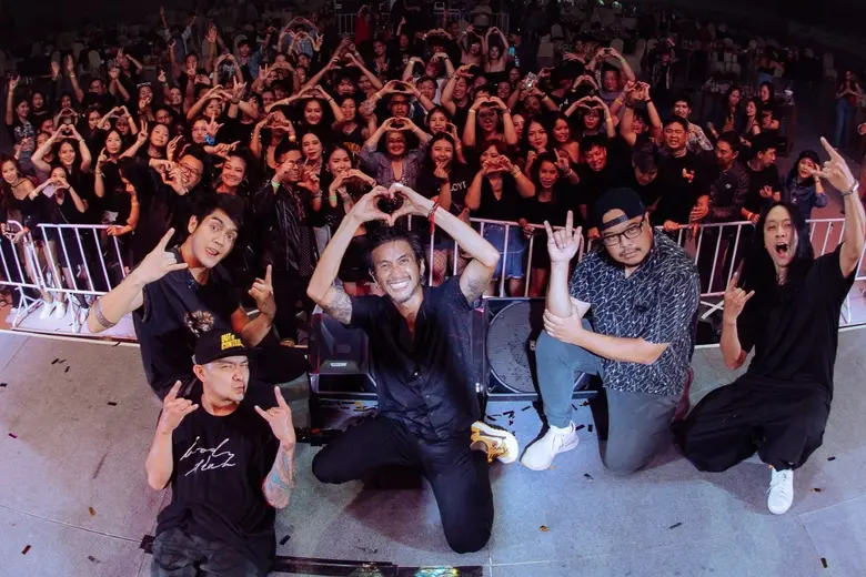 ระเบิดความมันส์ส่งท้ายปี กลุ่มบริษัท ไฮไลฟ์ เชียงใหม่ เอาใจพนักงานจัดไพรเวทคอนเสิร์ตบอดี้สแลม