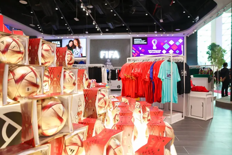 กาตาร์ ดิวตี้ ฟรี เปิดร้าน FIFA Store แห่งแรกที่ท่าอากาศยานนานาชาติฮามัด