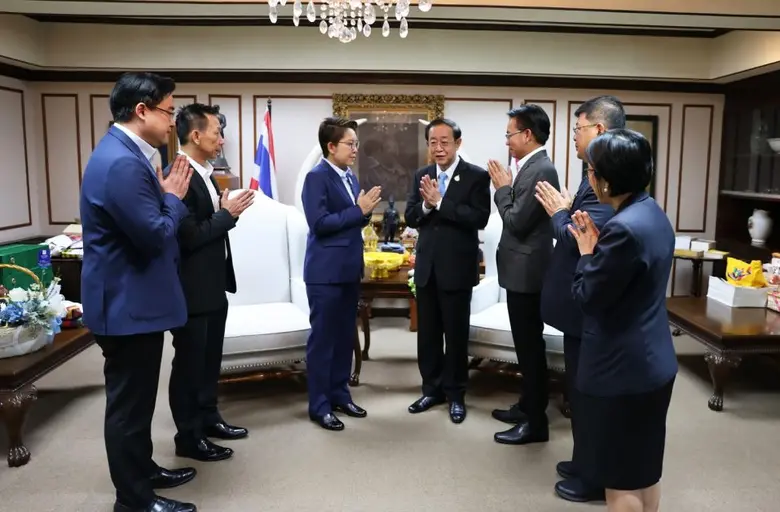 SME D Bank เข้าพบ รมว.คลัง และ ปลัด ก.คลัง เนื่องในเทศกาลปีใหม่ 66