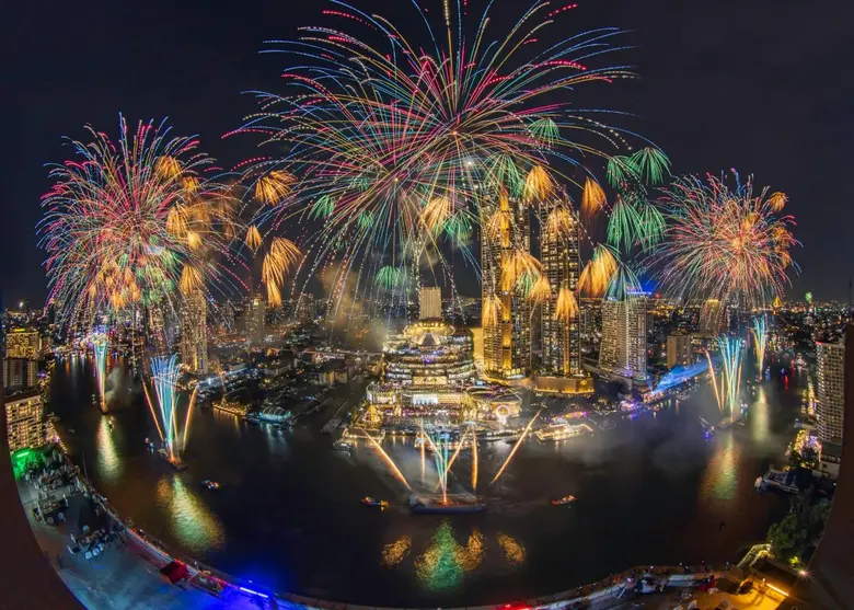 ICONSIAM hosts New Year's Eve celebration...