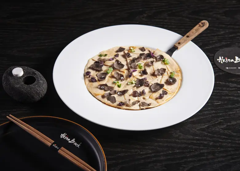 สัมผัสความมหัศจรรย์ของเห็ดทรัฟเฟิลฤดูหนาว ที่ ห้องอาหาร อาคีรา แบค ณ โรงแรมแบงค็อก แมริออท มาร์คีส์ ควีนส์ปาร์ค