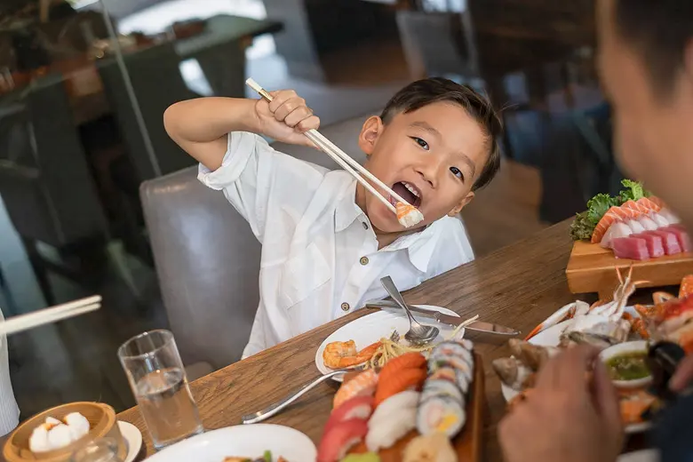 ห้องอาหารโกจิ คิทเช่น บาร์ ห้องอาหารบุฟเฟ...