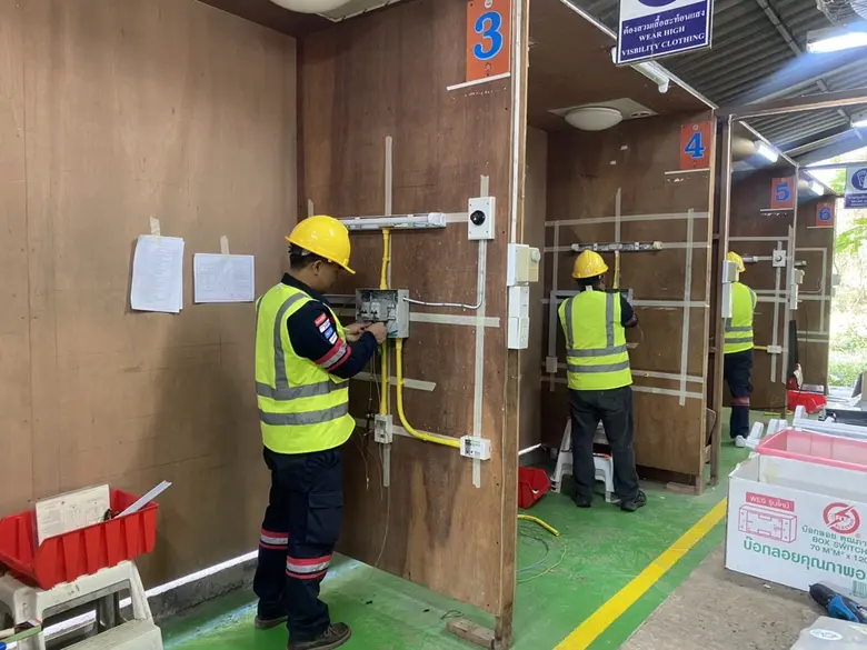 สถาบันพัฒนาฝีมือแรงงาน 19 เชียงใหม่จับมือภาคเอกชน Up Skill ช่างเดินสายสัญญาณอินเตอร์เน็ต TURE