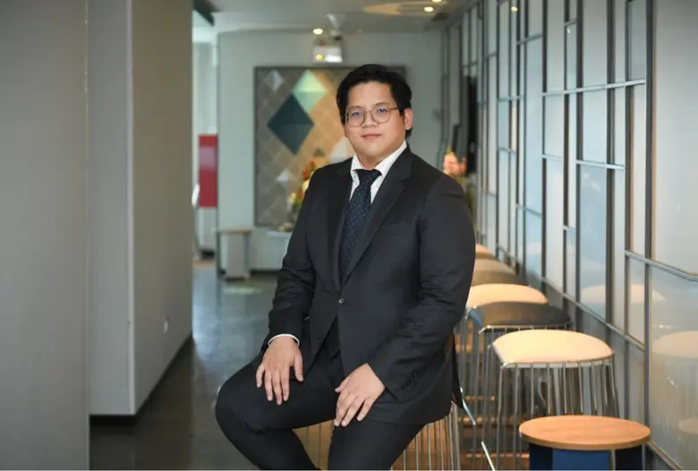 บมจ.เค.ดับบลิว.เม็ททัล เวิร์ค ("KWM") ลั่...