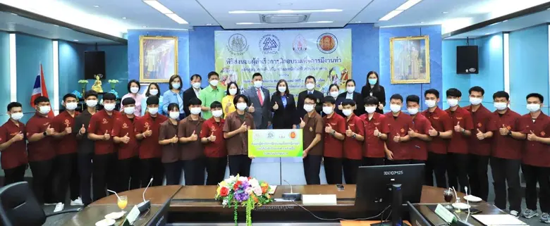 รมว.สุชาติ ปลื้ม กรมพัฒน์ผลิตช่างไฟป้อนผู้ประกอบการ ตำแหน่งผู้ช่วยวิศวกร สตาร์ท 15,000 บาท ลดปัญหาขาดแคลนแรงงาน