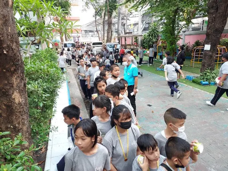 SPU ส่งมอบความสุข น้องๆนักเรียนโรงเรียนบางบัว เนื่องในวันเด็กแห่งชาติ 2566