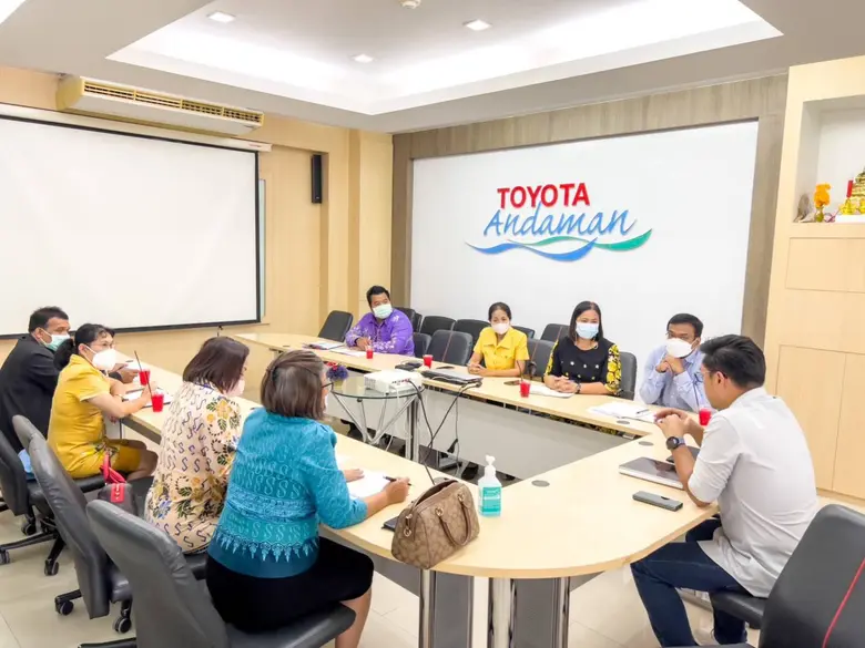 ผอ.สพร 45 กระบี่ พบประธานหอการค้าจังหวัดกระบี่ เพื่อหารือการแก้ไขปัญหาการขาดแคลนแรงงาน