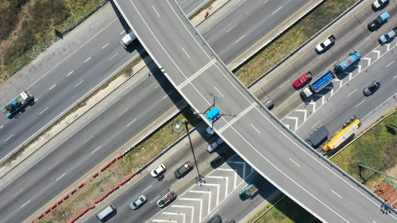 ARV จับมือ กรมทางหลวง ส่ง HORRUS เทคโนโลยีโดรนไร้คนขับ สำรวจและวิเคราะห์ปัญหาจราจรช่วงเทศกาลปีใหม่