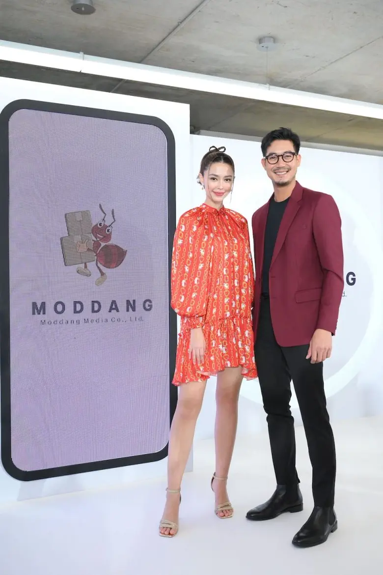 "มดแดงฯ" เปิดตัวธุรกิจใหม่ปั้น TikToker สร้างอาชีพ ชวน "เวียร์" - "แพทริเชีย" ร่วมแชร์ประสบการณ์ช้อปปิ้งออนไลน์