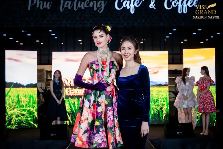 พญ.กิริฎา ตระกูลรุ่ง (หมอนก) กรรมการผู้จั...