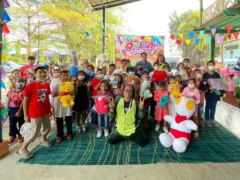 KKP ร่วมกับ มูลนิธิกระจกเงา ระดมของขวัญจากทั่วองค์กร สร้างรอยยิ้มให้น้องผู้ด้อยโอกาส