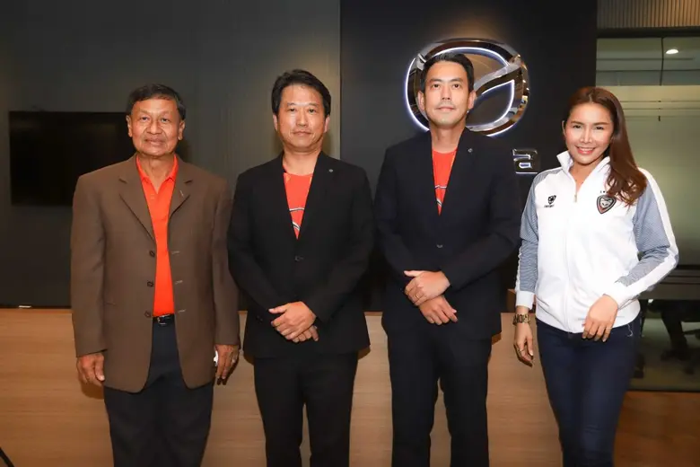 มาสด้าควงสวาทแคทลั่นสู้ไม่ถอยต้องทำผลงานให้ดีที่สุดเพื่อแฟนบอล