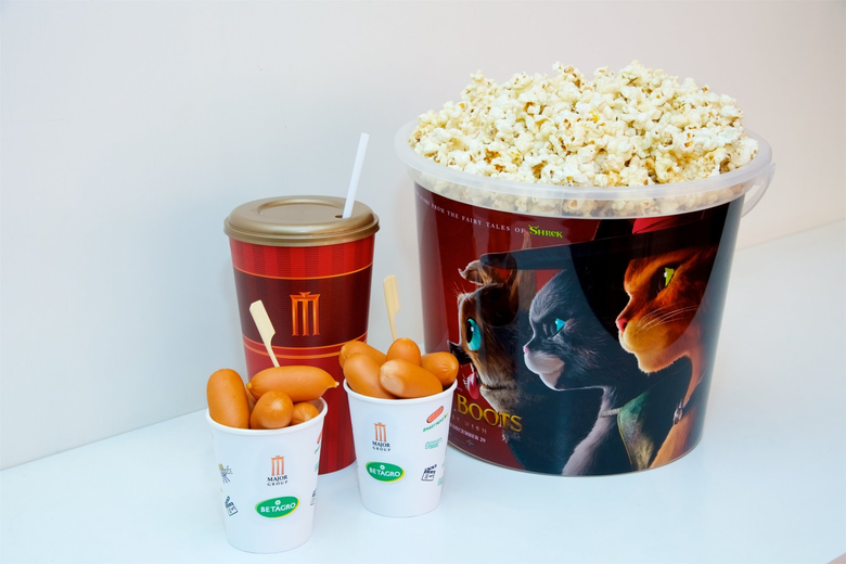 แนะนำสินค้าใหม่ "เอ็กซ์คลูซีฟเซต ที่แรกในเครือเมเจอร์ซีนีเพล็กซ์ กับผลิตภัณฑ์เบทาโกร"