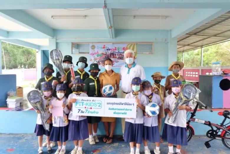 Double A Fit for Kids ปี 2 มอบอุปกรณ์กีฬาให้น้อง